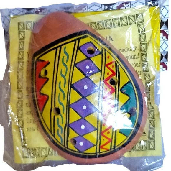 PERUVIAN FLUTE Hand Painted Ocarina WHISTLE Handmade 7 Hole MUSICAL INSTRUMENT - Picture 4 of 6